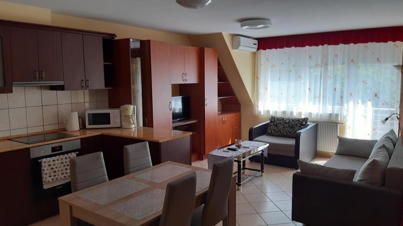 سزارفاس Elizabet Apartman A Belvarosban المظهر الخارجي الصورة