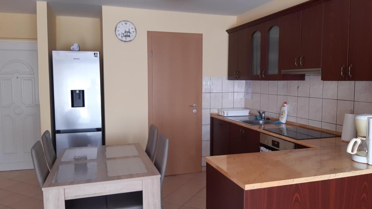 سزارفاس Elizabet Apartman A Belvarosban المظهر الخارجي الصورة